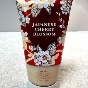 Bath & Body Works "Japanese Cherry Blossom" Creamy Body Scrub